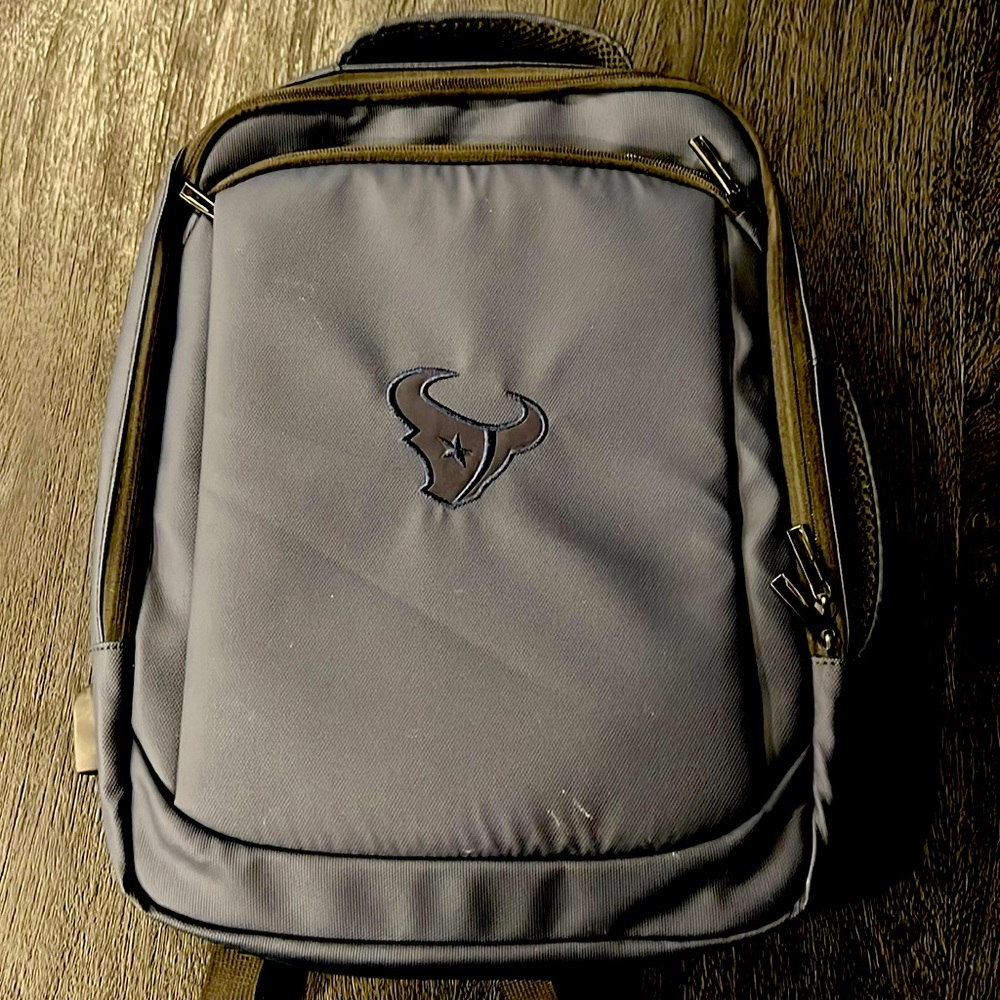Houston Texans MultiPocket Zipper Backpack & Built In USB Cord & Port-Never Used